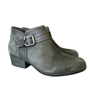 2 for 1! Clarks Women's Adreena Mid Ankle Boot, Black Leather, 6.5